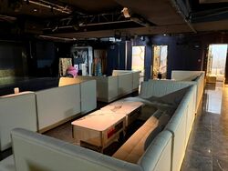 Lot 18 (D7), Retail #520271191